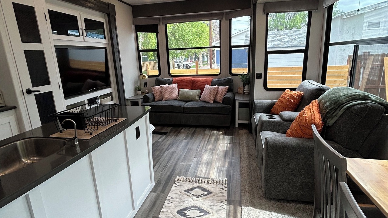 Photo of Livingroom in Prosser