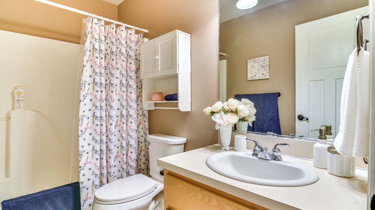Photo of Bathroom in Pleasant Valley