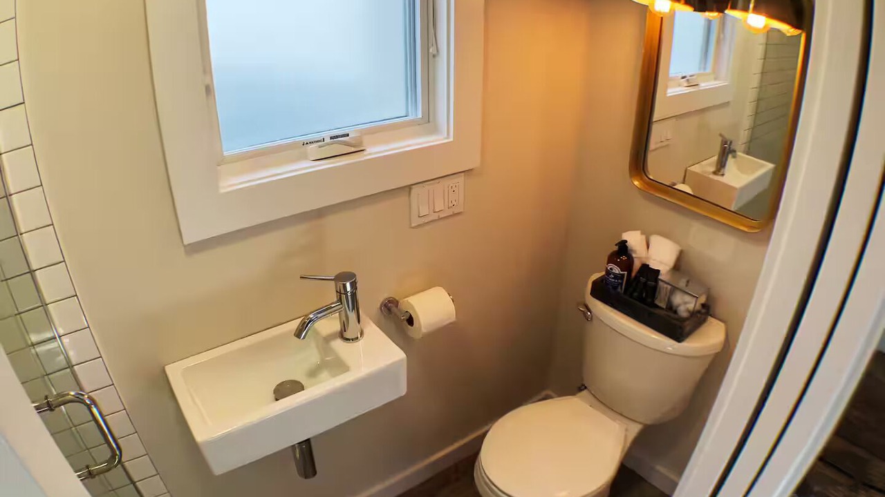 Photo of Bathroom in Alphabet Historic District