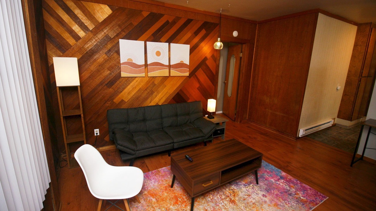 Photo of Livingroom in Roseburg