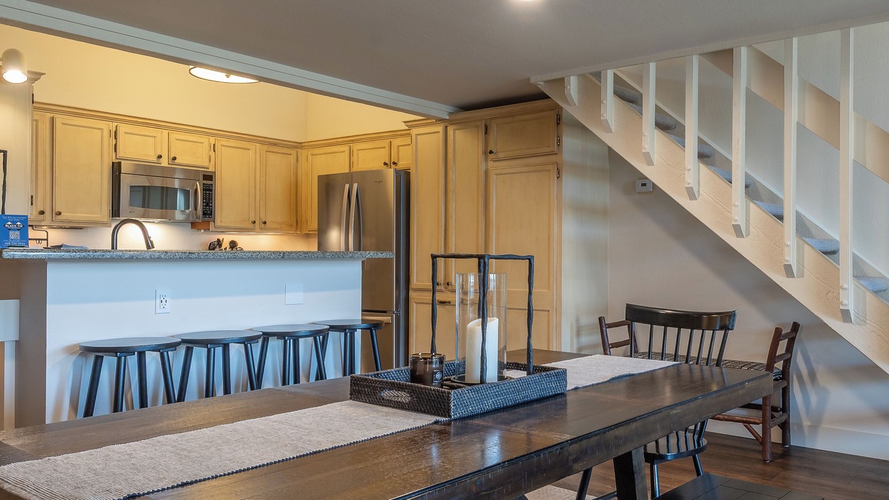 Photo of Livingroom in Elkhorn Village