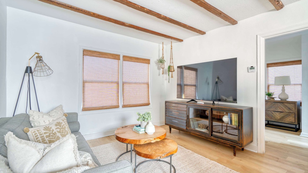 Photo of Livingroom in Irvington