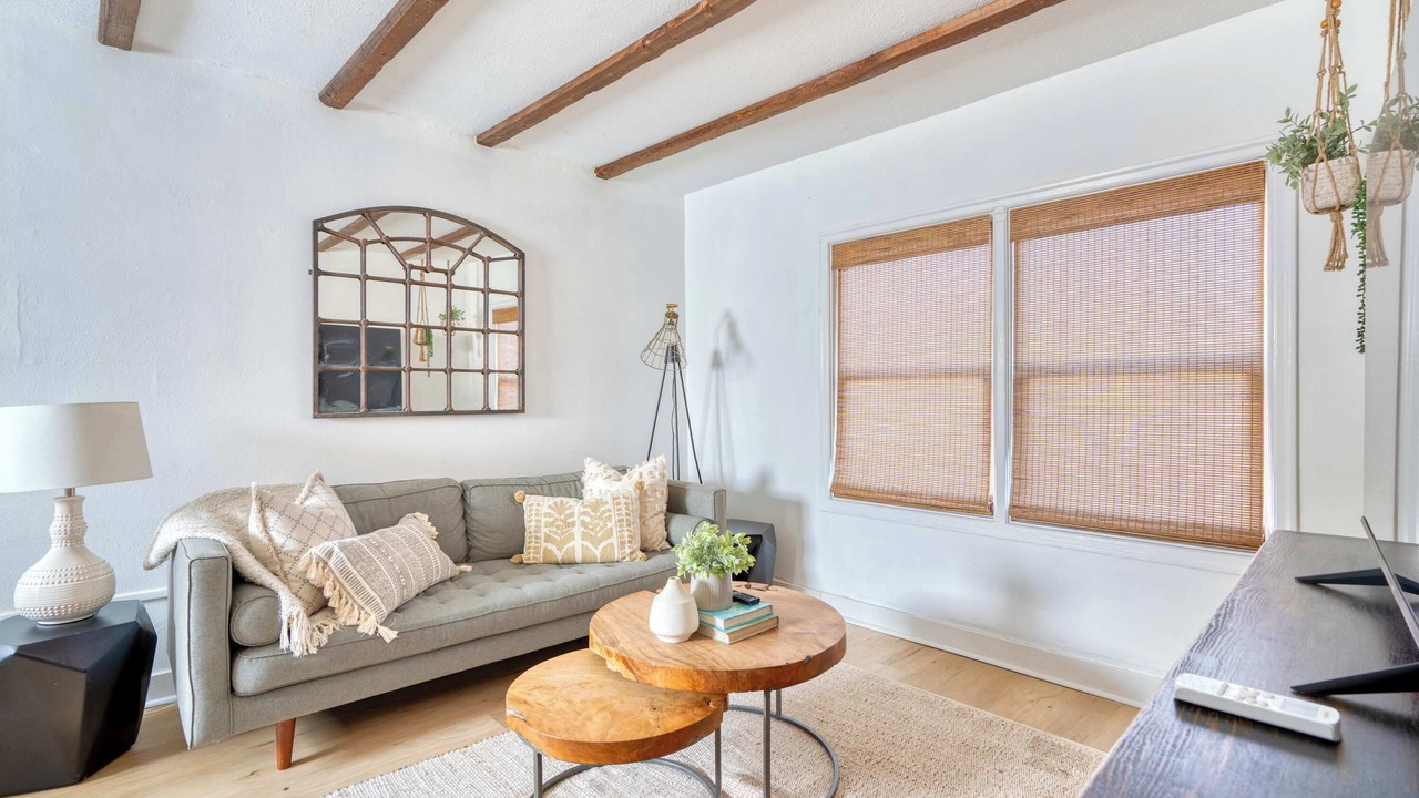 Photo of Livingroom in Irvington