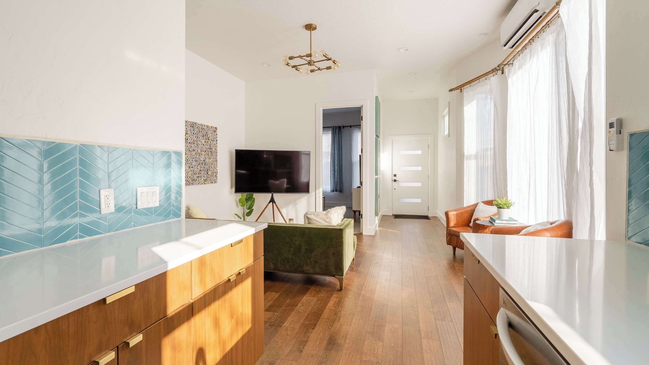 Photo of Livingroom in Sunnyside