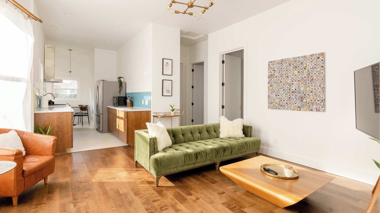 Photo of Livingroom in Sunnyside
