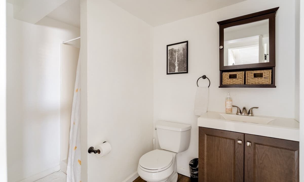 Photo of Bathroom in Hosford-Abernethy