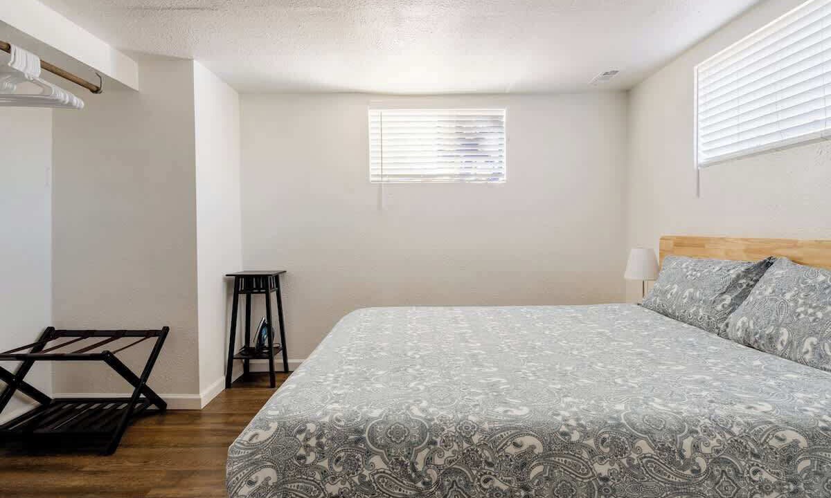 Photo of Bedroom in Hosford-Abernethy