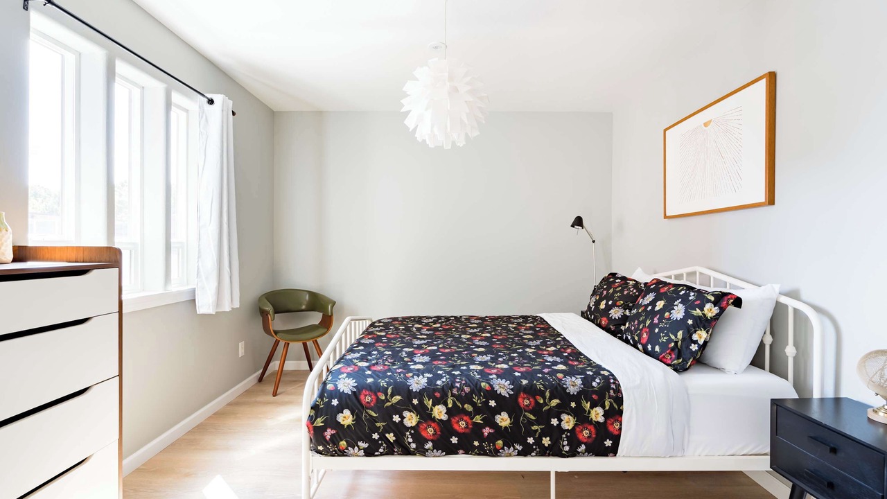 Photo of Bedroom in Alphabet Historic District