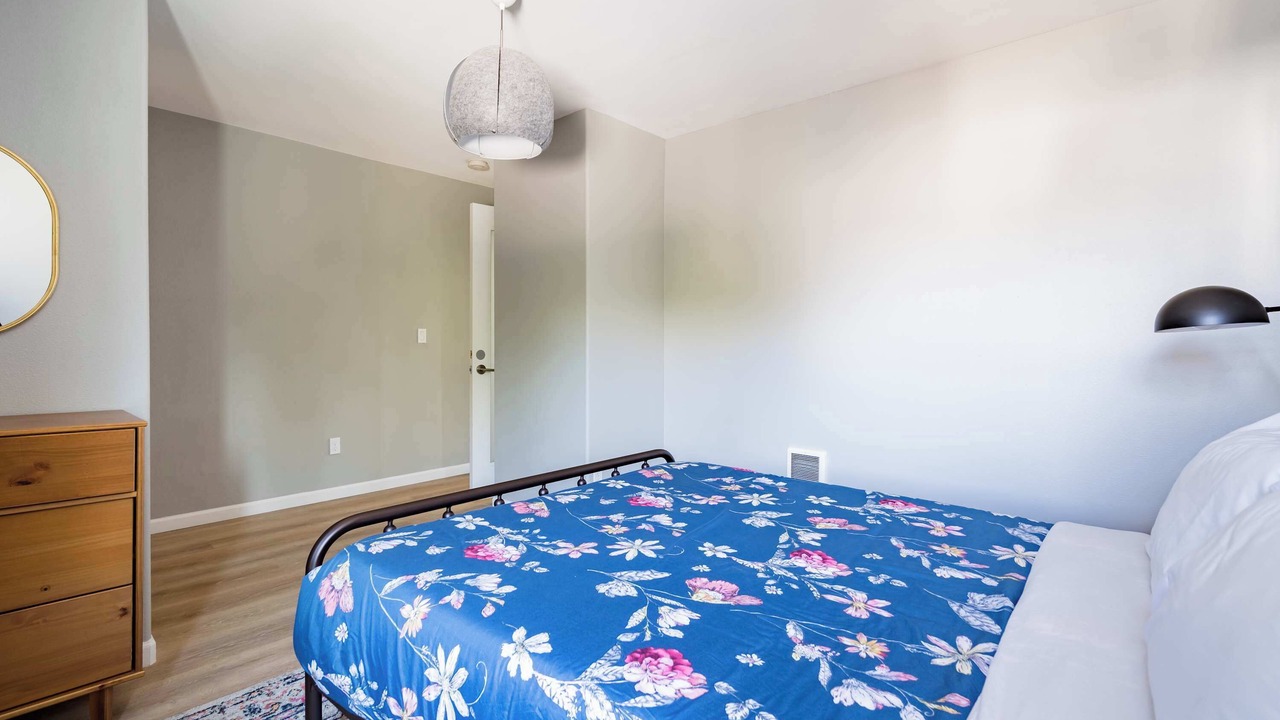 Photo of Bedroom in Alphabet Historic District