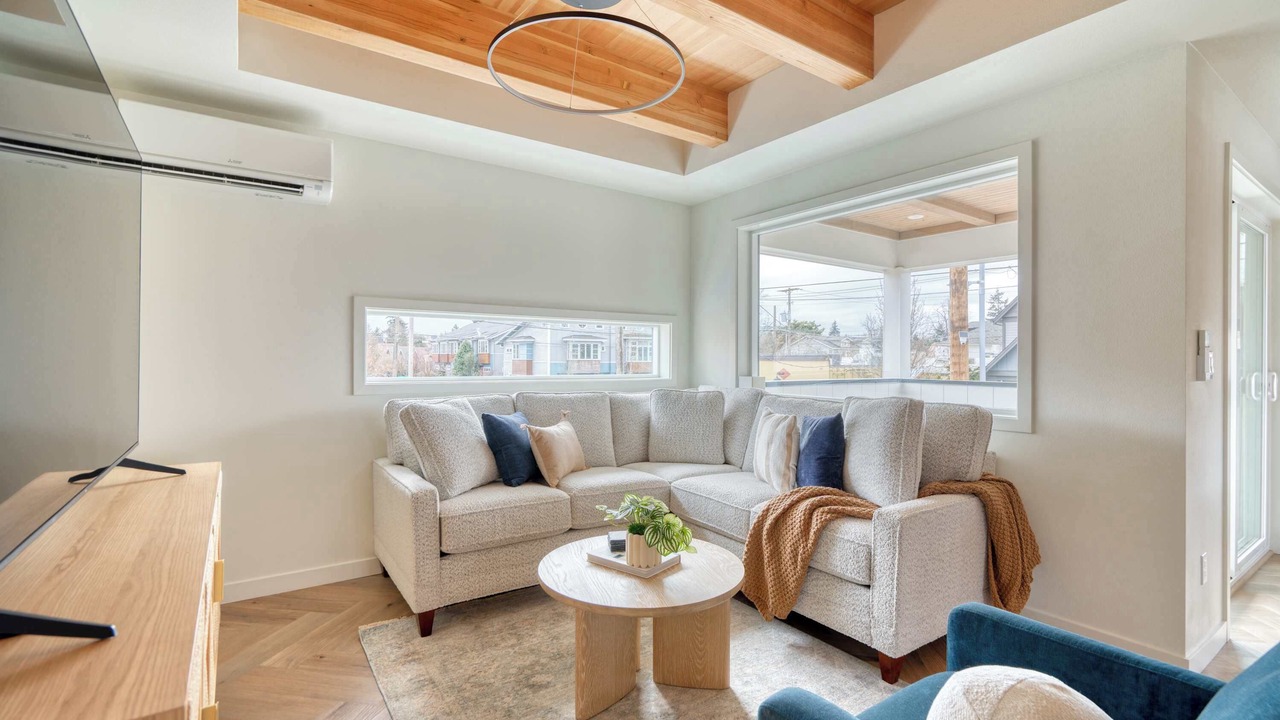 Photo of Livingroom in Alberta Arts District