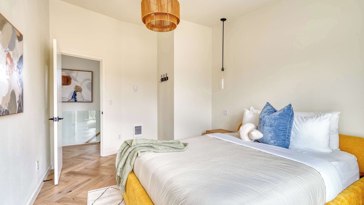 Photo of Bedroom in Alberta Arts District