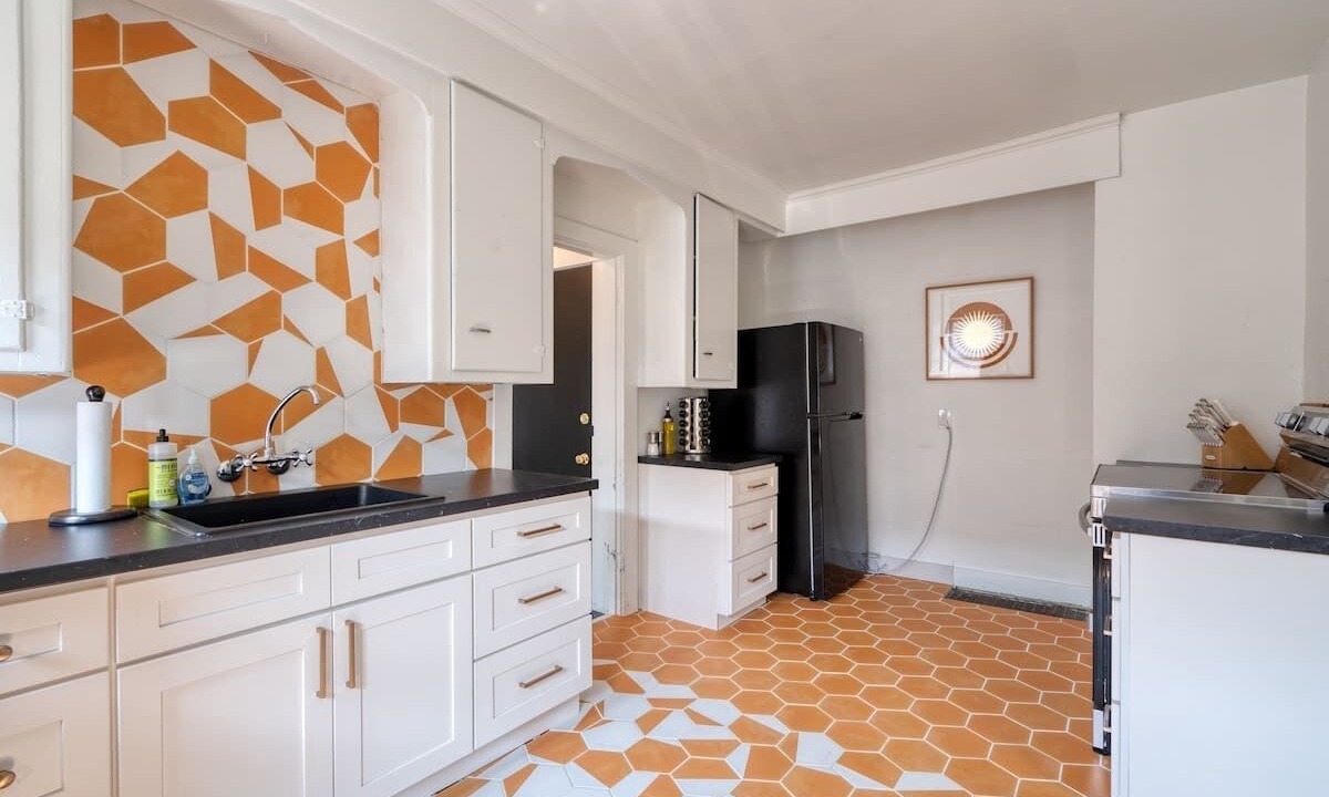 Photo of Kitchen in Hosford-Abernethy