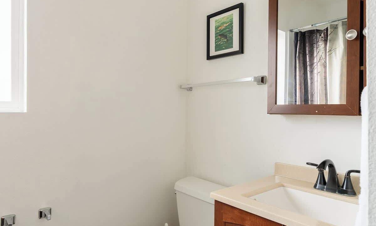 Photo of Bathroom in Hosford-Abernethy