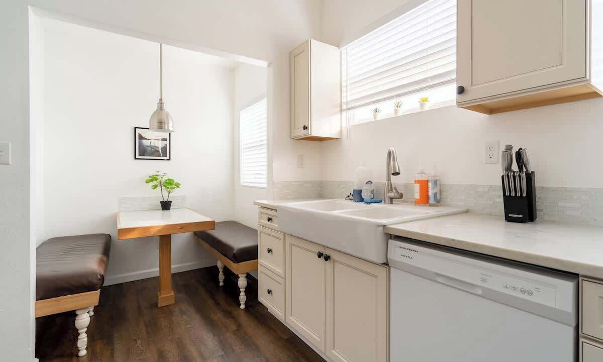 Photo of Kitchen in Hosford-Abernethy