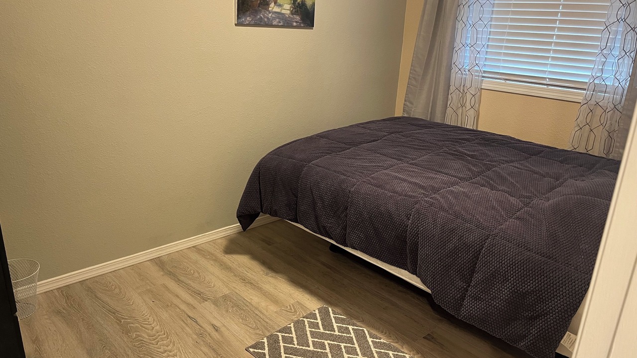 Photo of Bedroom in Midland