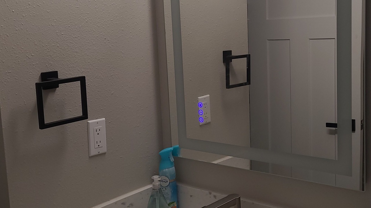 Photo of Bathroom in West Hills