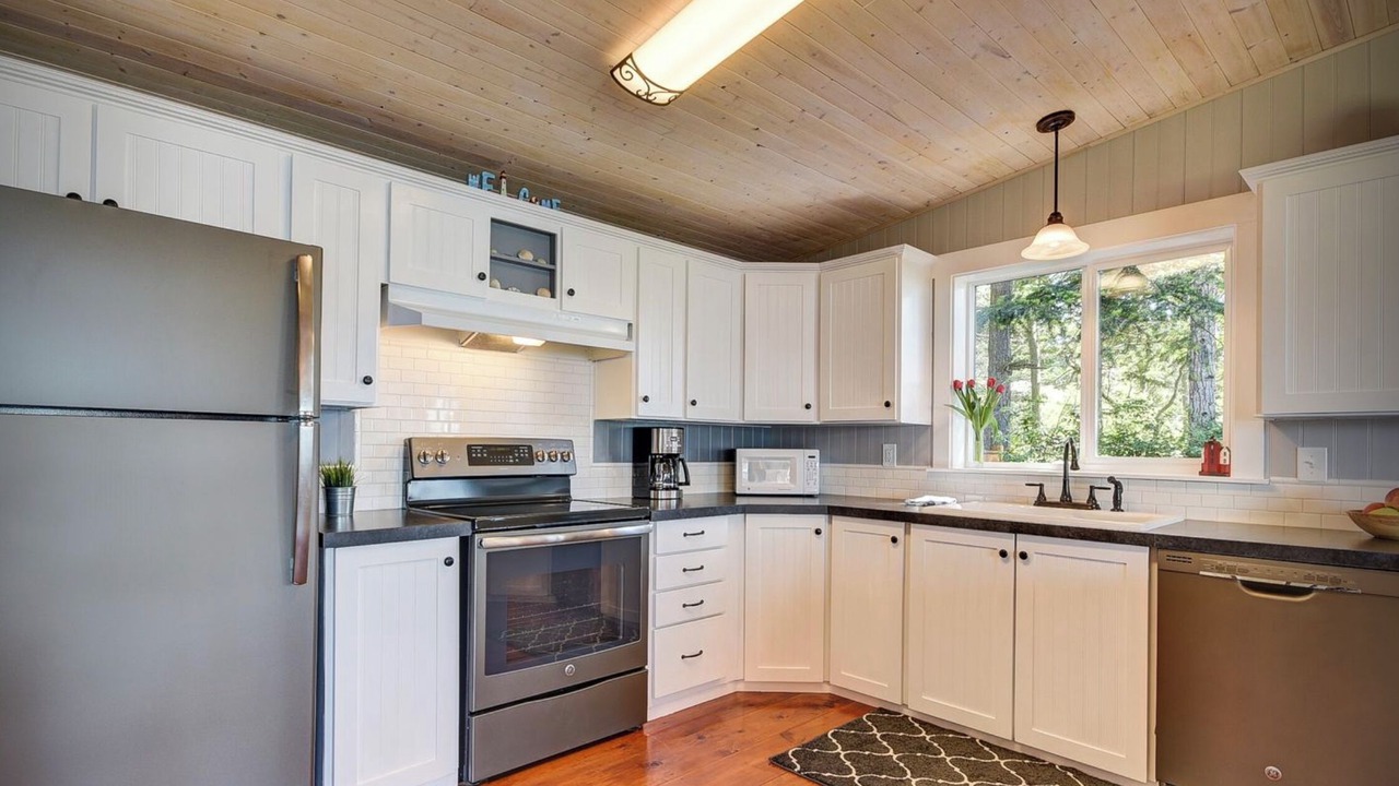 Photo of Kitchen in Oak Harbor