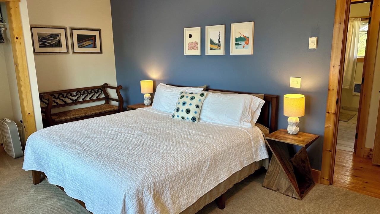 Photo of Bedroom in Sandpoint