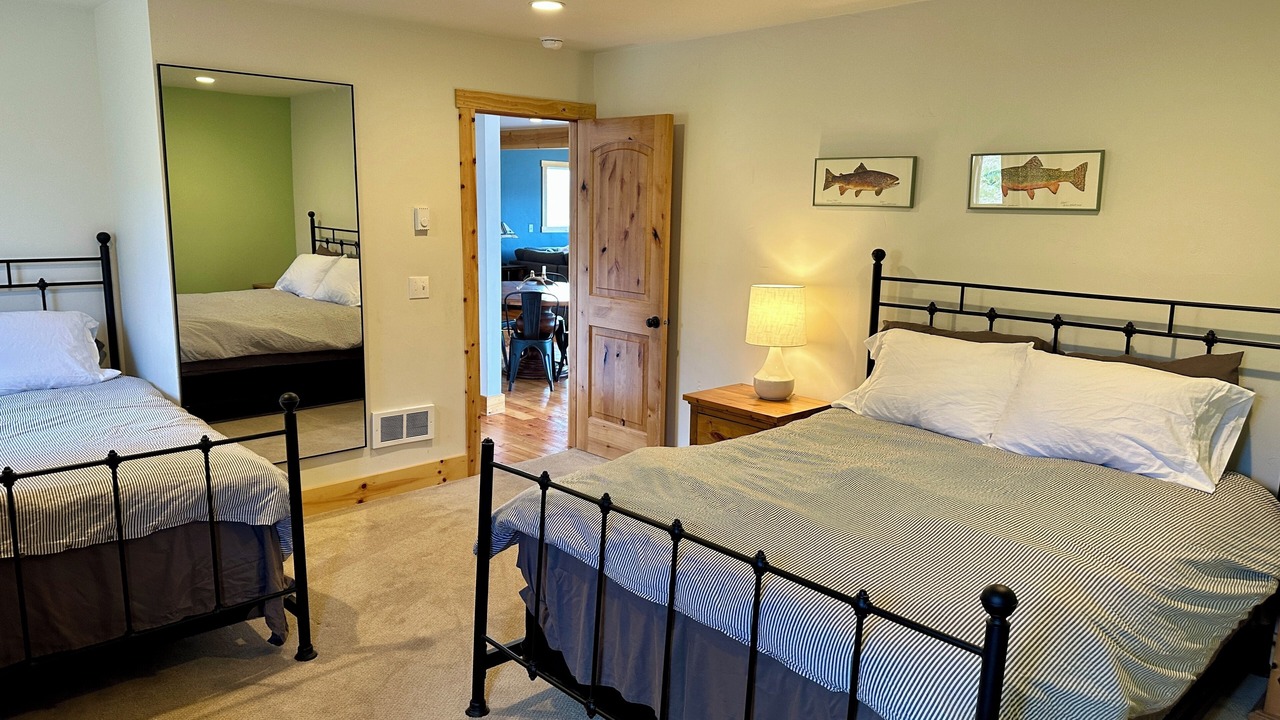Photo of Bedroom in Sandpoint