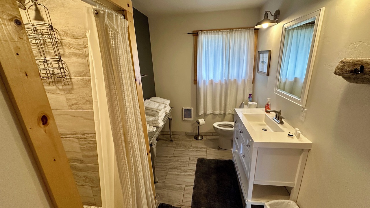 Photo of Bathroom in Sandpoint