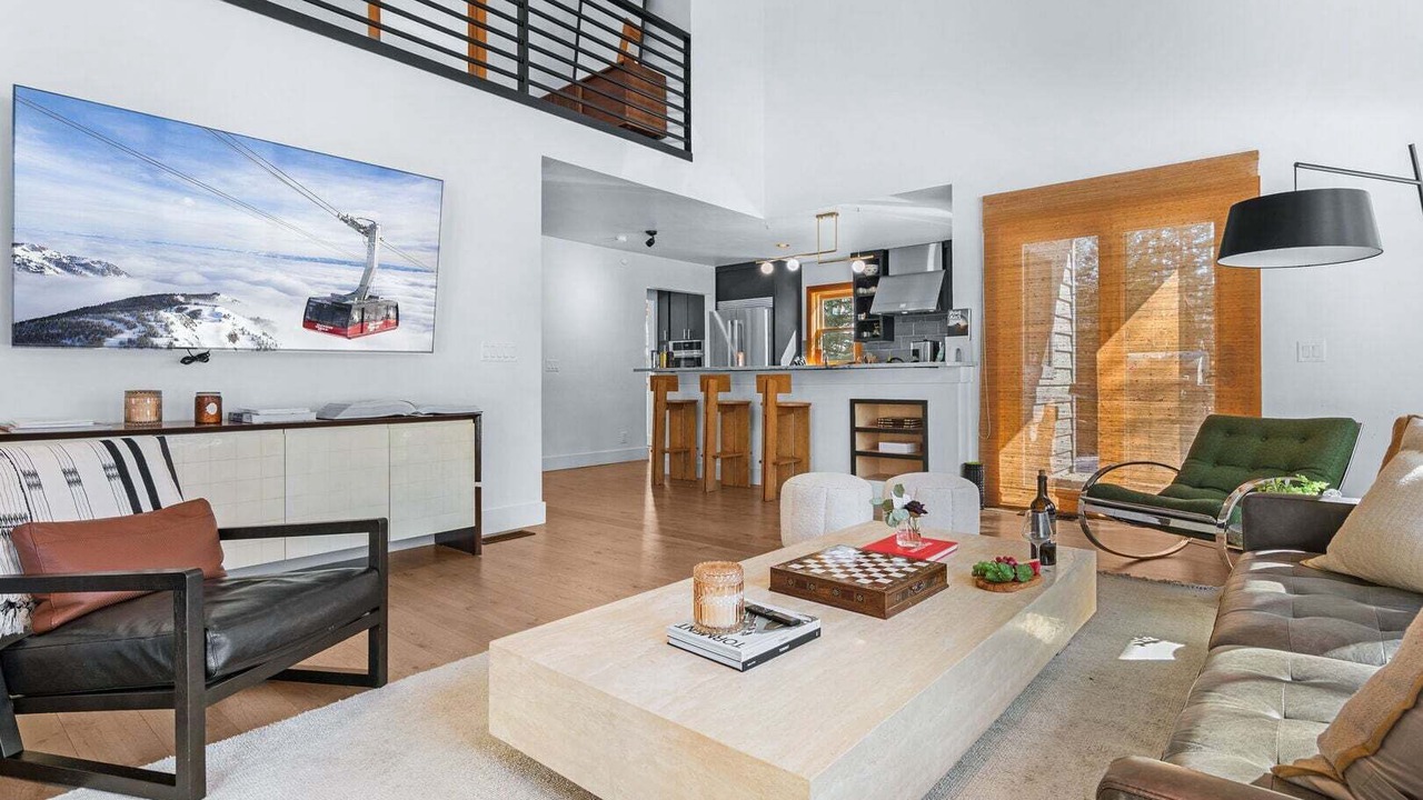 Photo of Livingroom in River Meadows