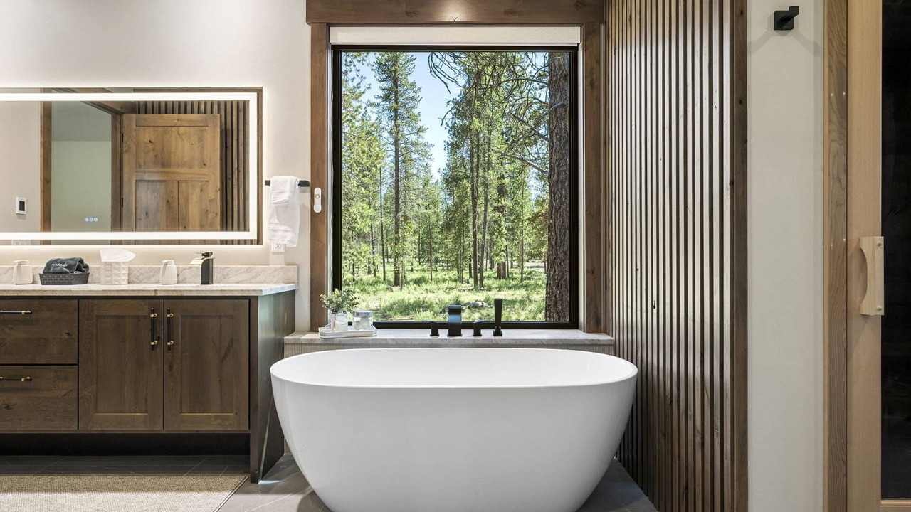 Photo of Bathroom in Sunriver