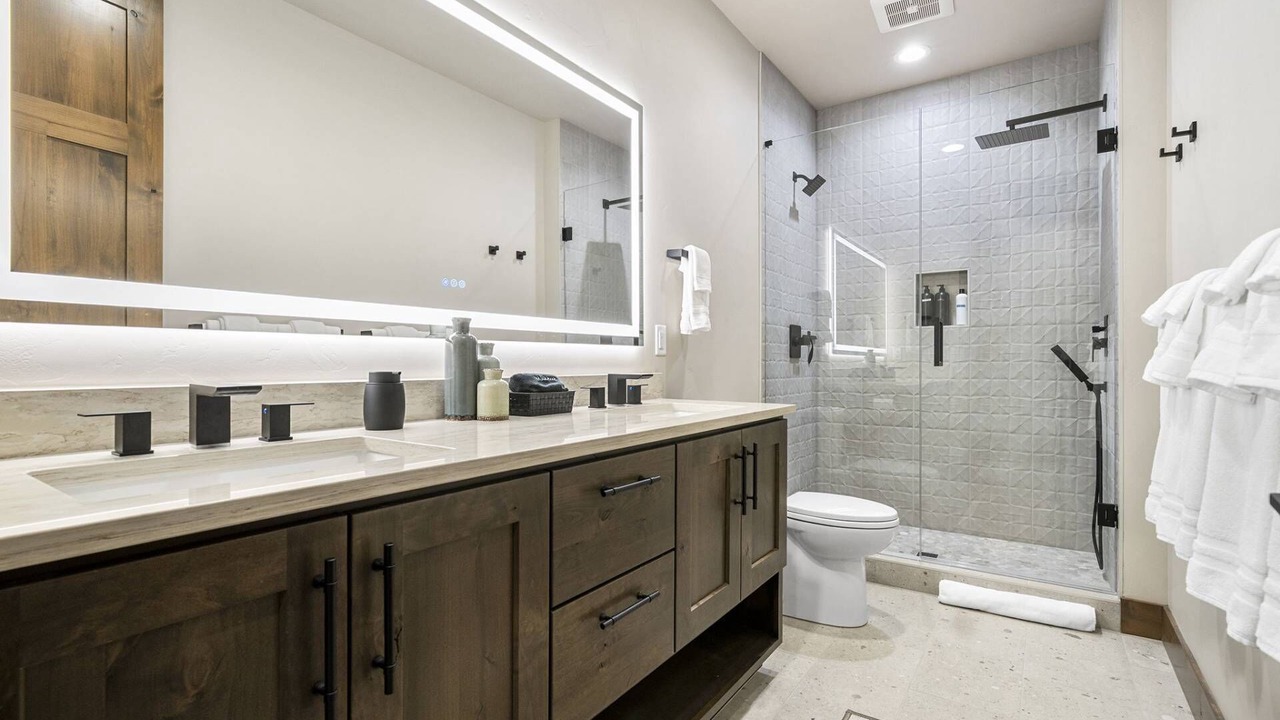 Photo of Bathroom in Sunriver