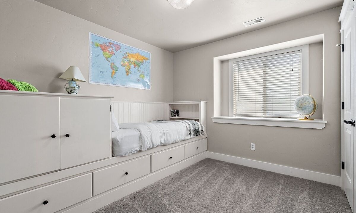 Photo of Bedroom in Southwest Ada County Alliance