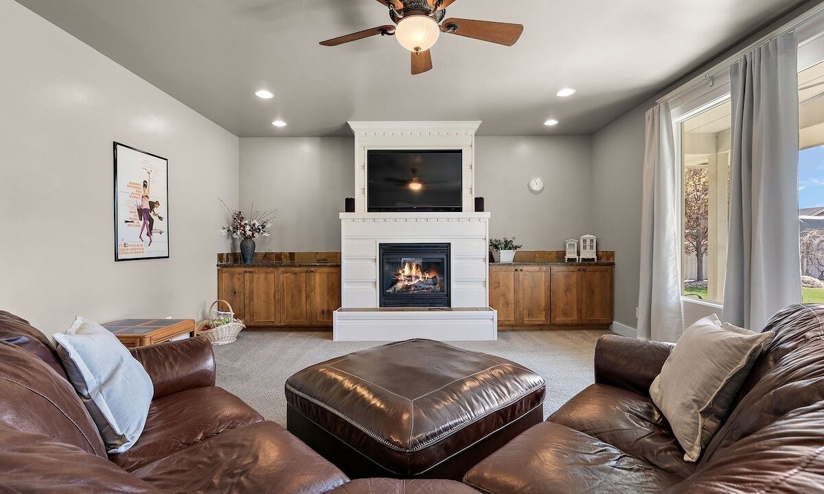 Photo of Livingroom in Southwest Ada County Alliance