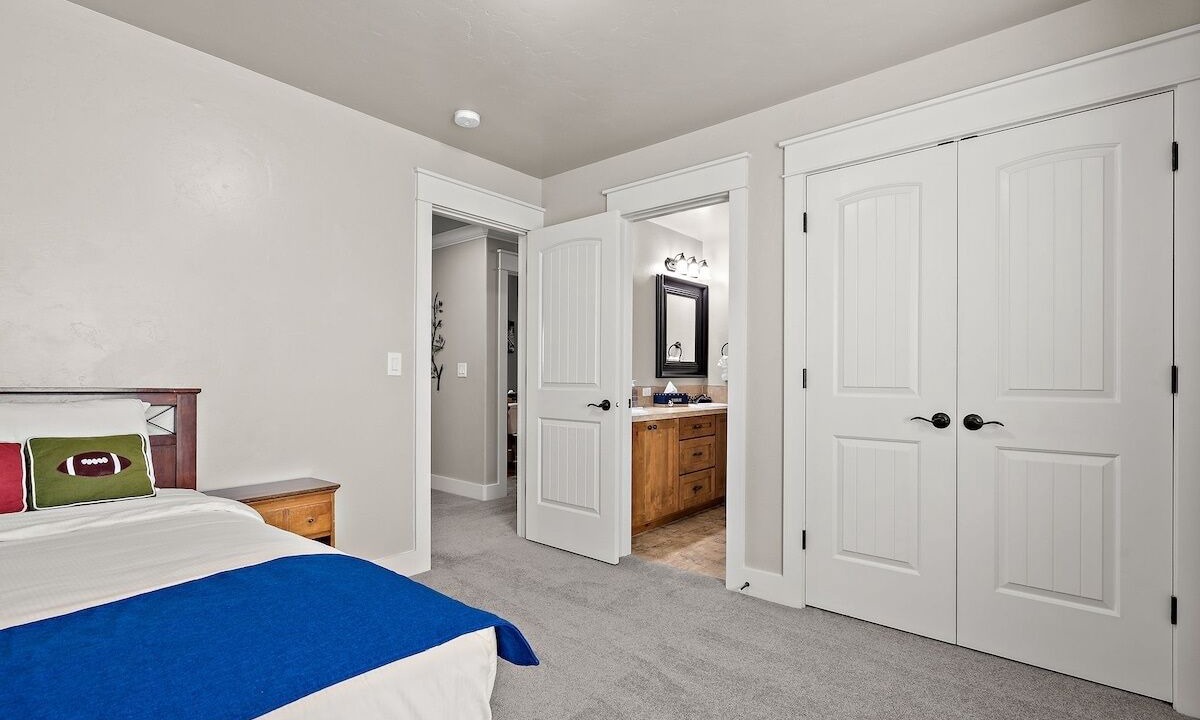 Photo of Bedroom in Southwest Ada County Alliance