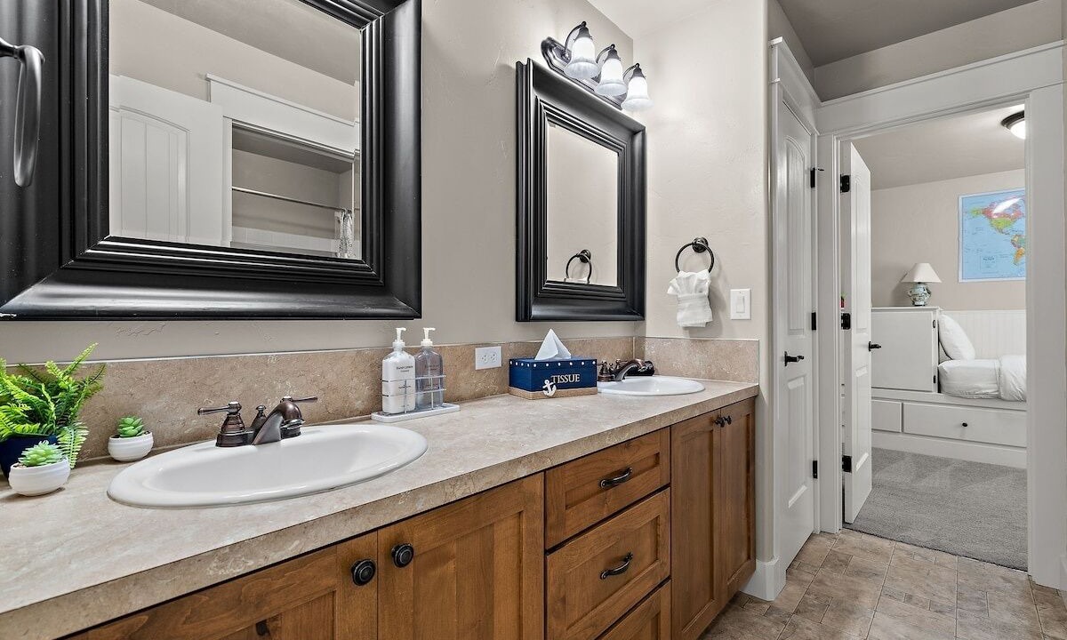 Photo of Bathroom in Southwest Ada County Alliance