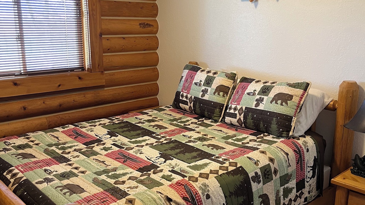 Photo of Bedroom in Victor