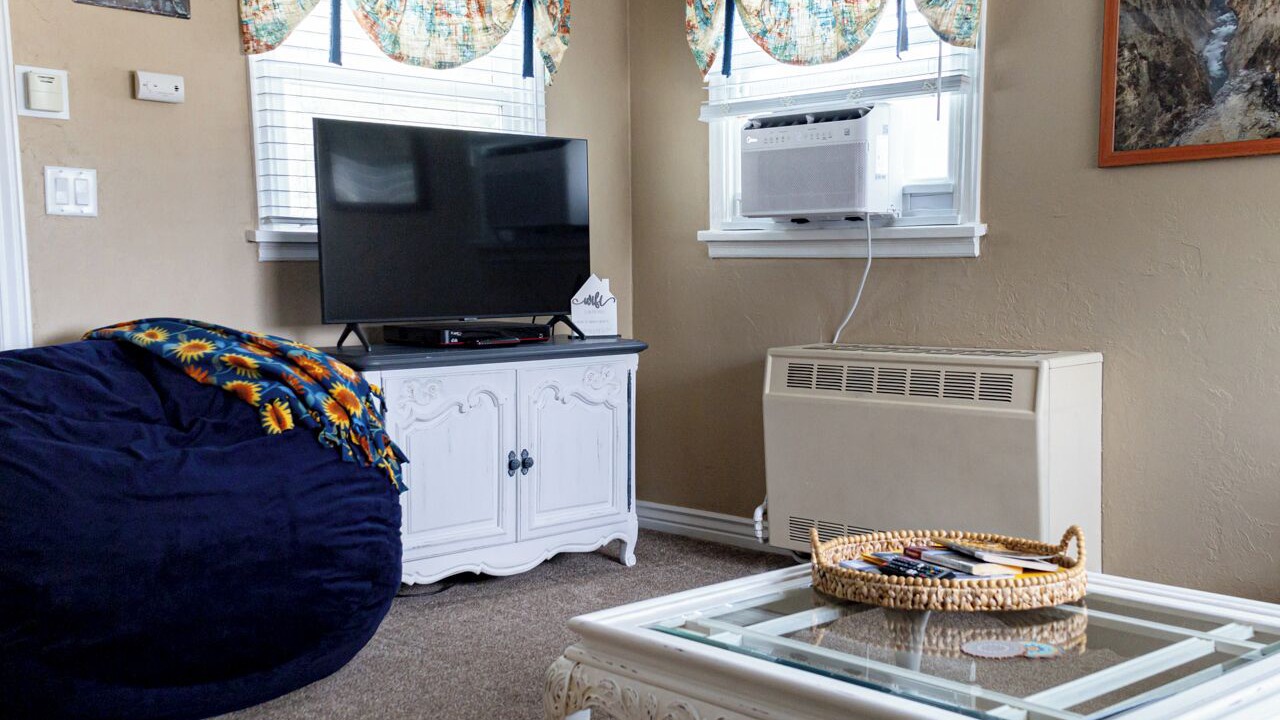Photo of Livingroom in St. Anthony