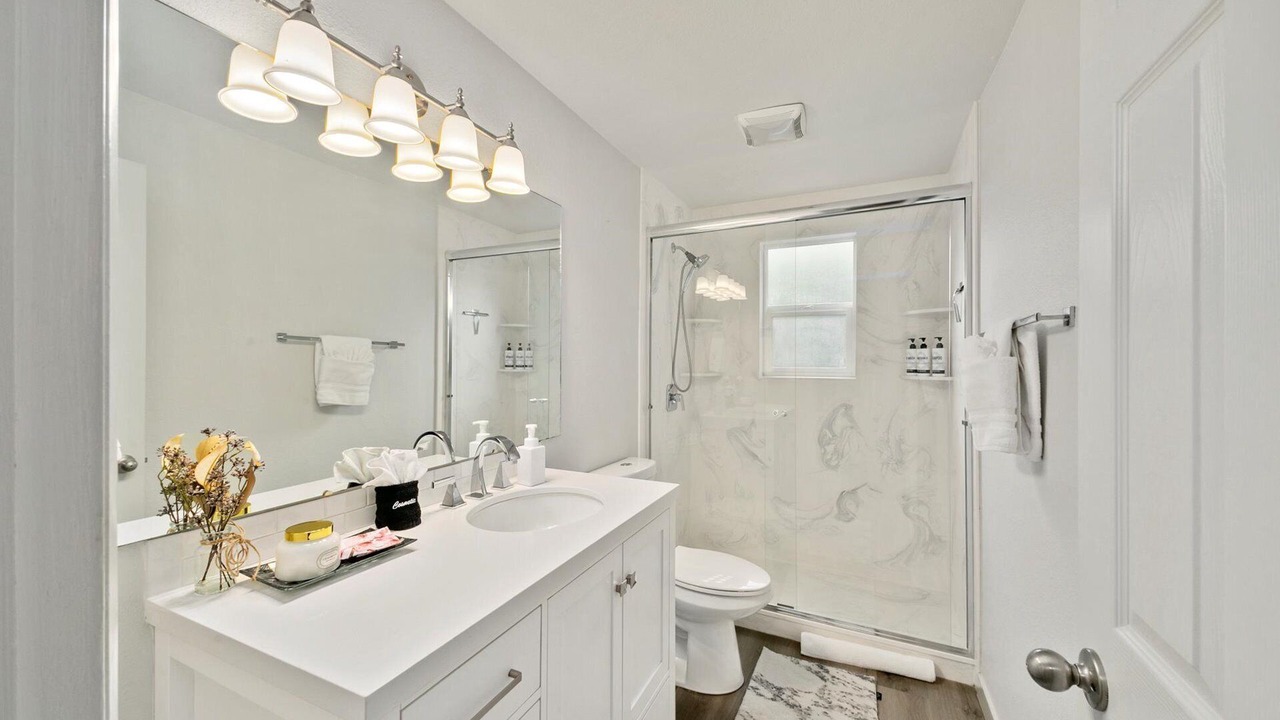 Photo of Bathroom in Depot Bench