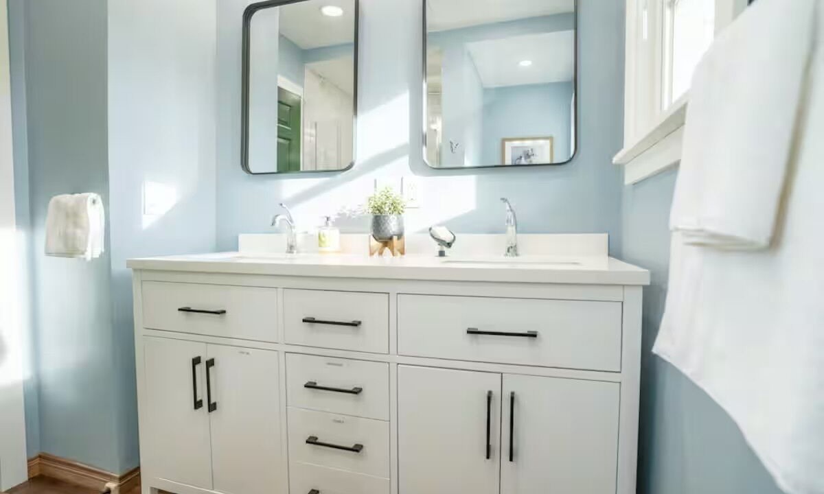 Photo of Bathroom in Monta Vista