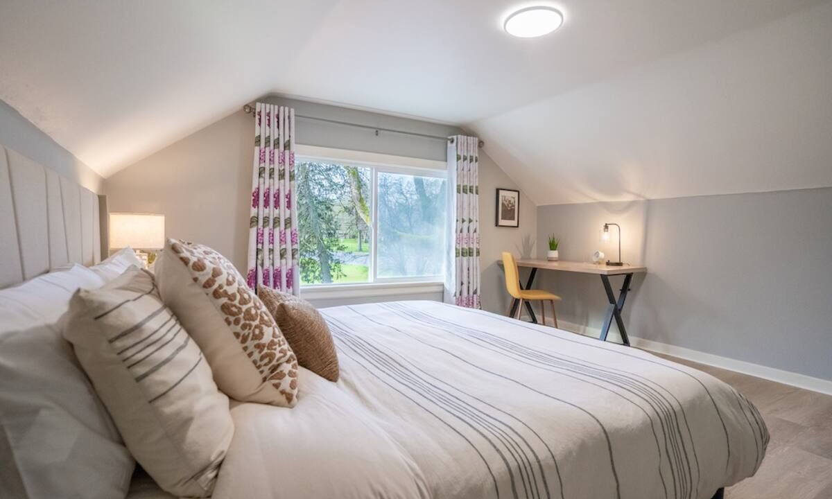 Photo of Bedroom in Monta Vista
