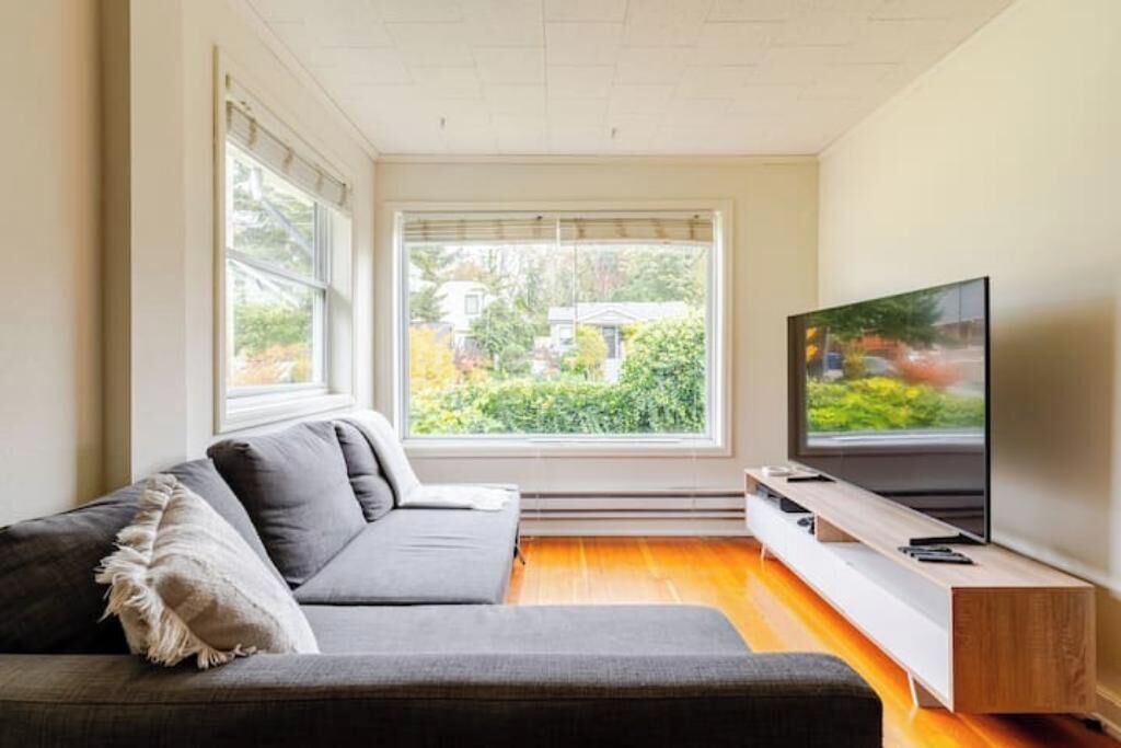 Photo of Livingroom in North Delridge