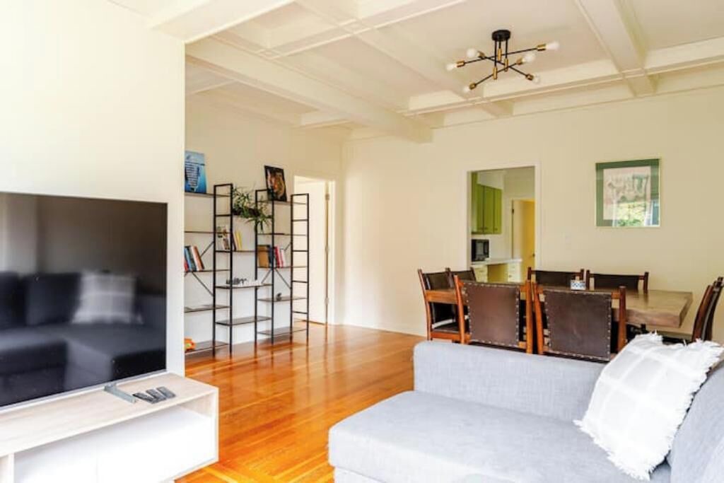 Photo of Livingroom in North Delridge