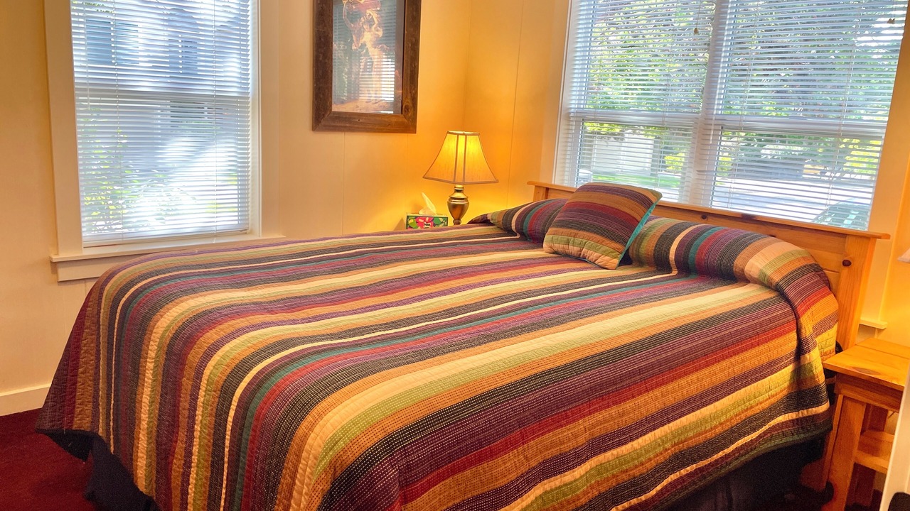 Photo of Bedroom in Ashland