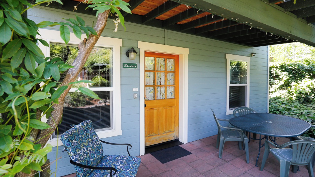 Photo of Outdoor in Skidmore Academy Historic District