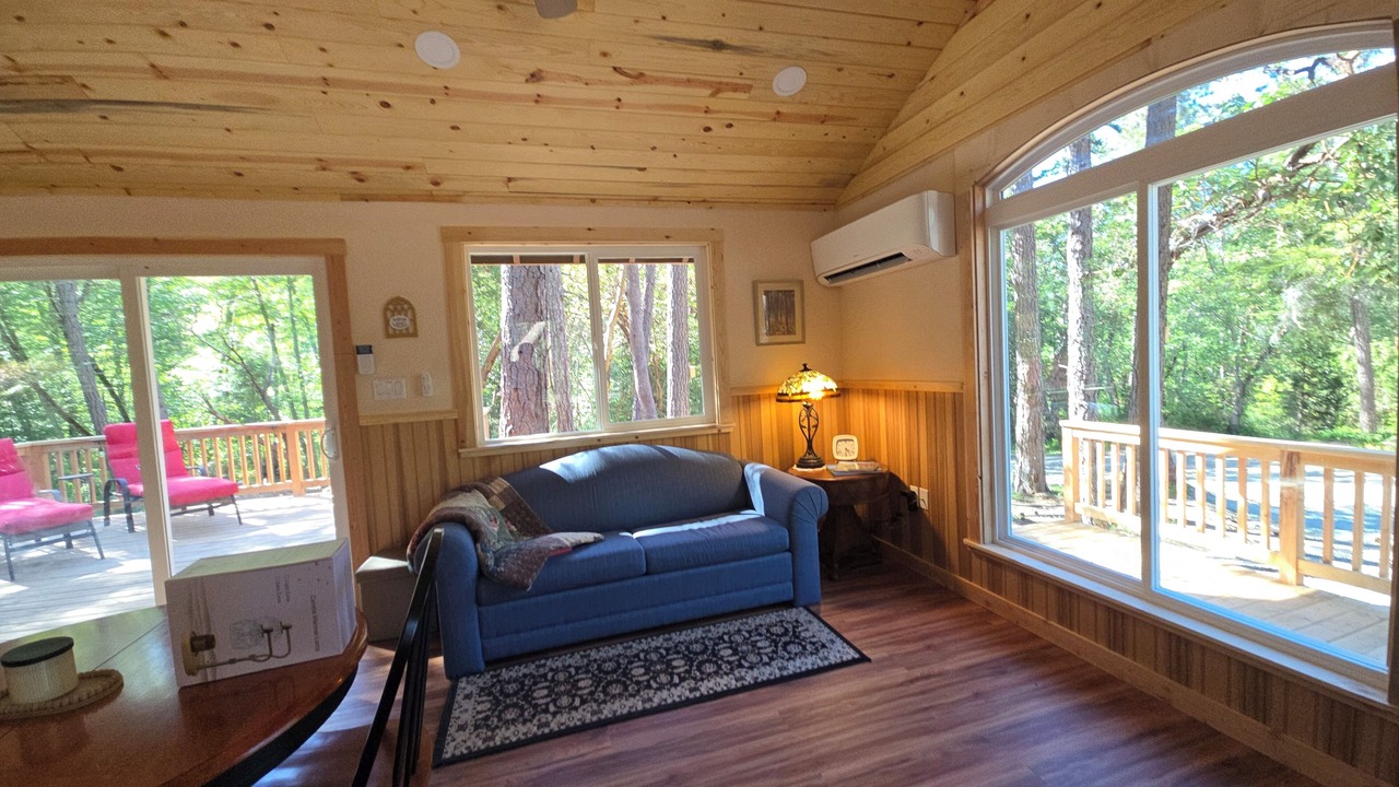 Photo of Livingroom in Murphy