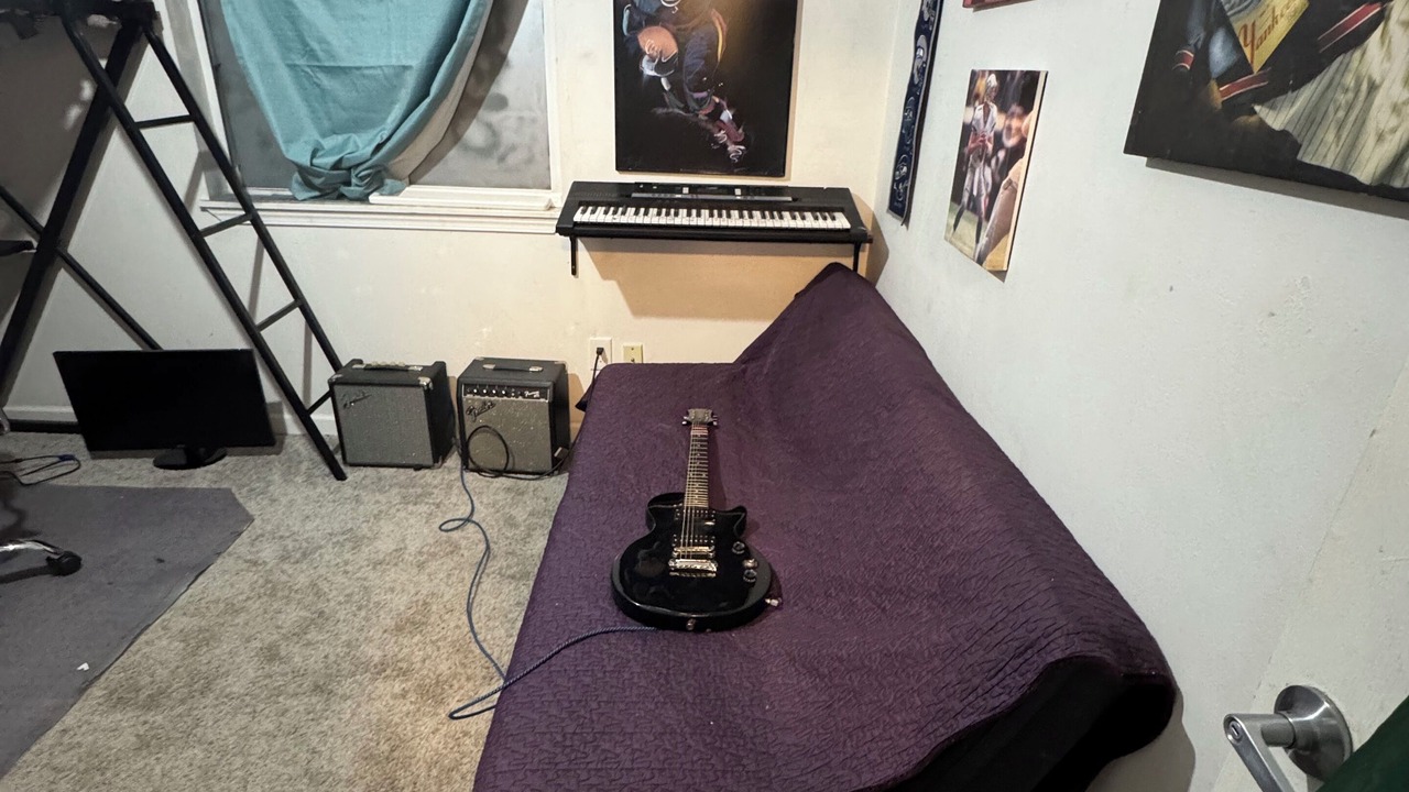 Photo of Bedroom in Lakebay