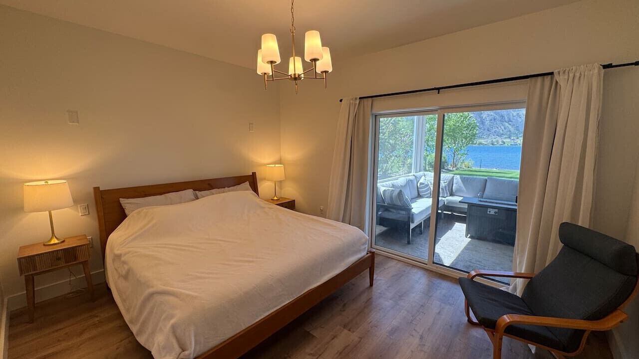 Photo of Bedroom in Oroville