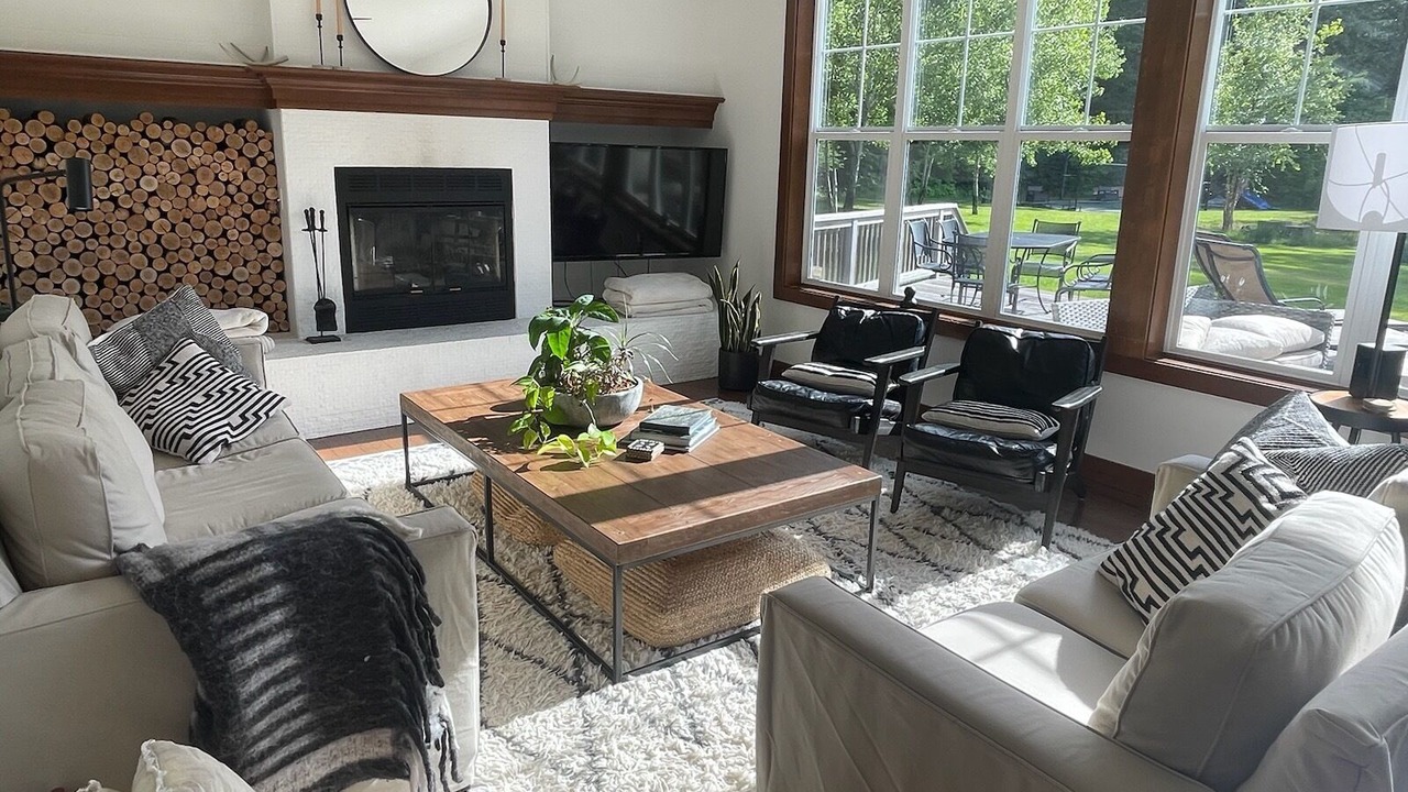 Photo of Livingroom in Cle Elum