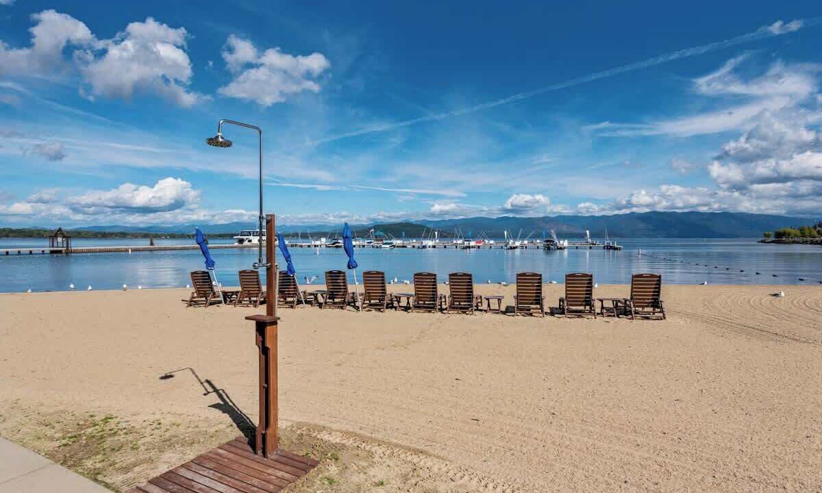 Photo of Others in Sandpoint