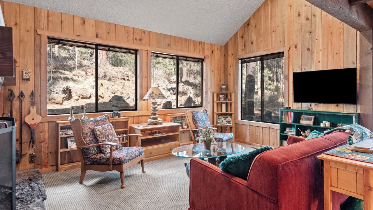Photo of Bedroom in Black Butte Ranch
