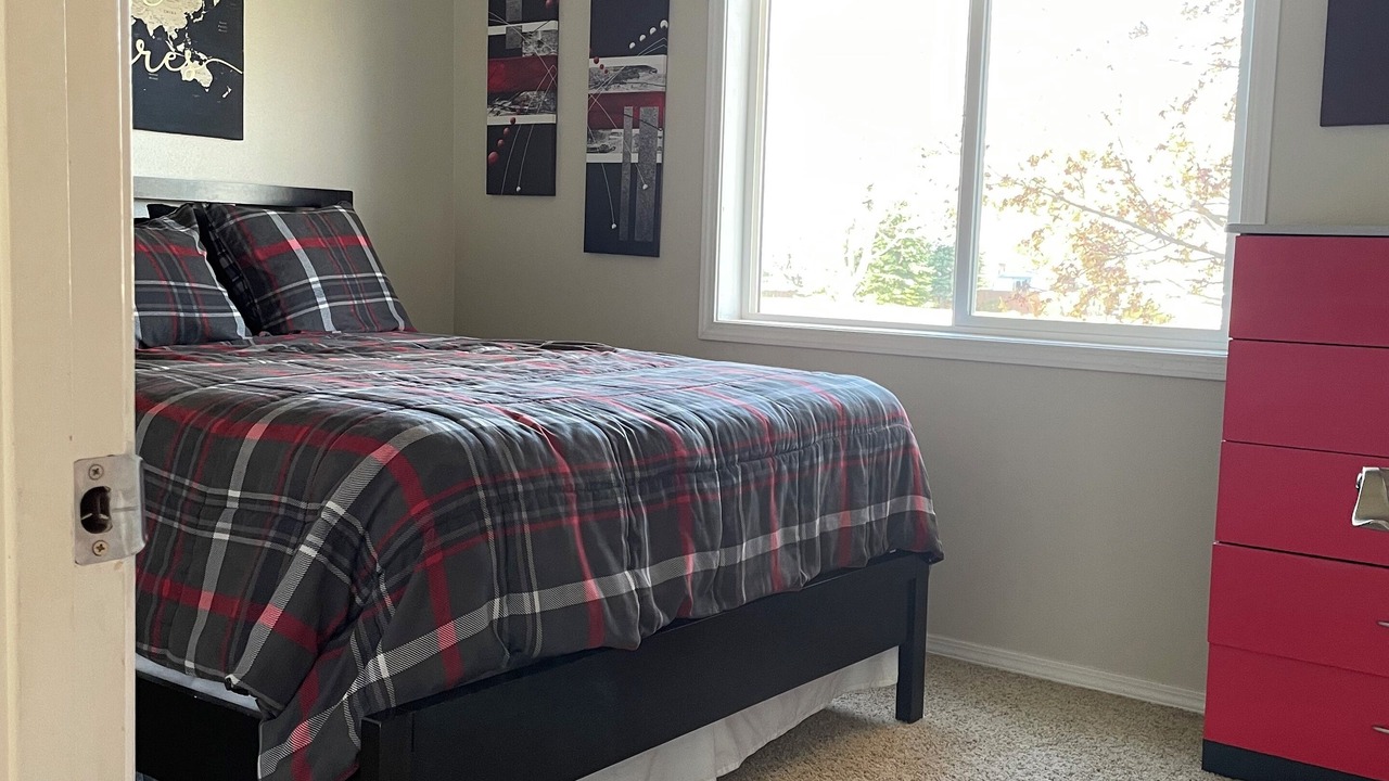 Photo of Bedroom in Veradale