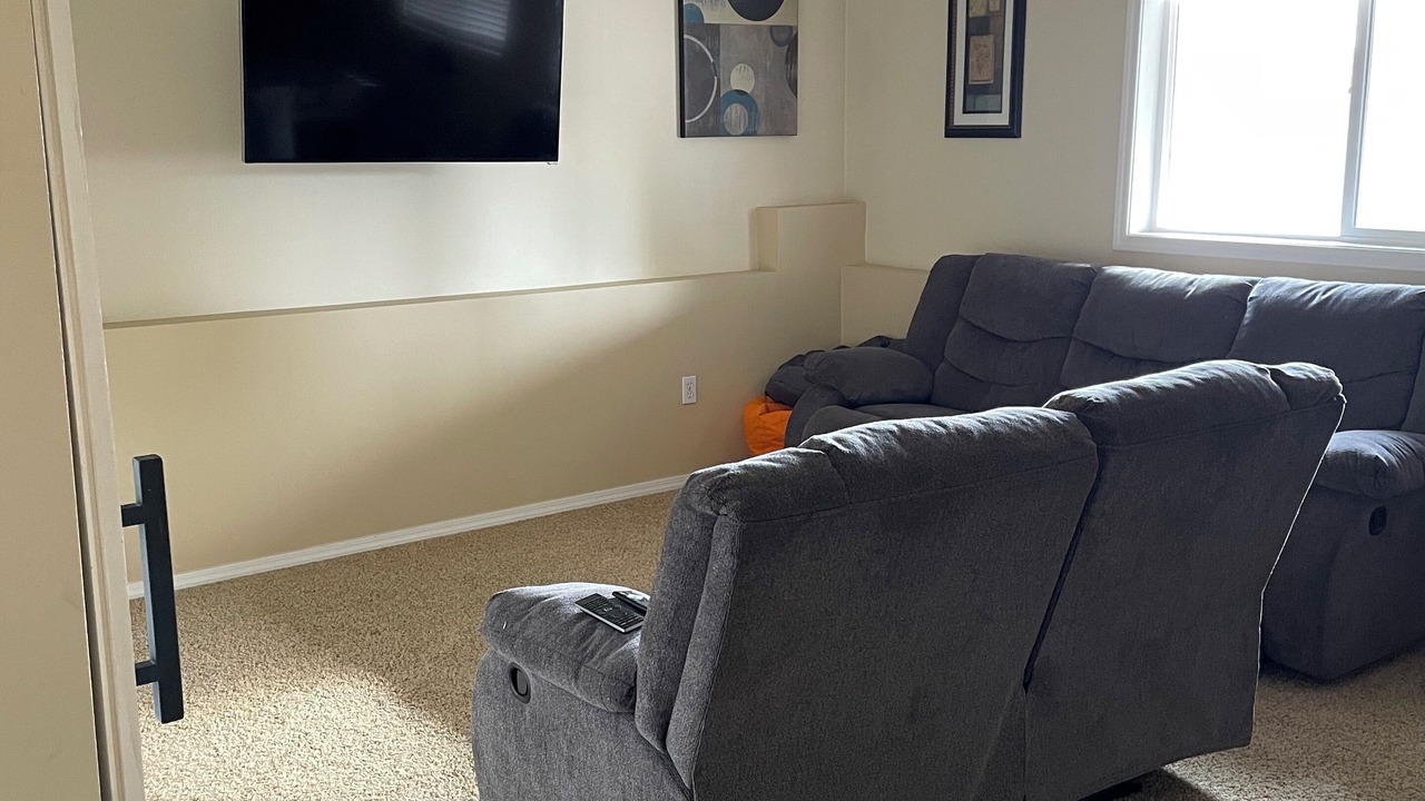 Photo of Livingroom in Veradale
