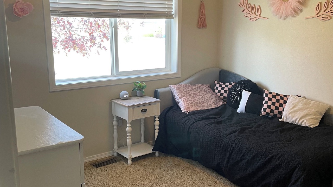 Photo of Bedroom in Veradale
