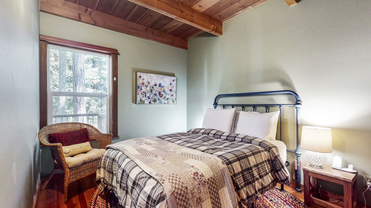 Photo of Bedroom in Clinton